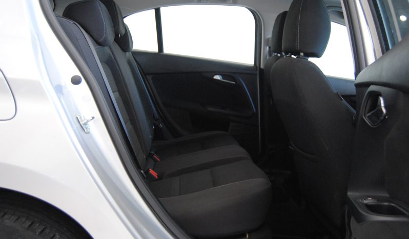 Fiat Tipo Hatchback 1.3 M-Jet Lounge (95cv) (5p) cheio